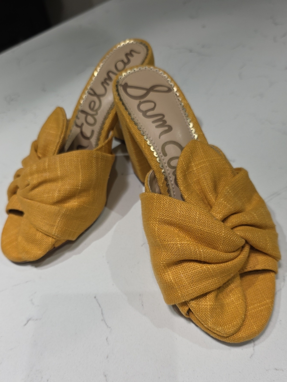 Sam Edelman Mustard Yellow Knot Slide Sandals Size 6.5